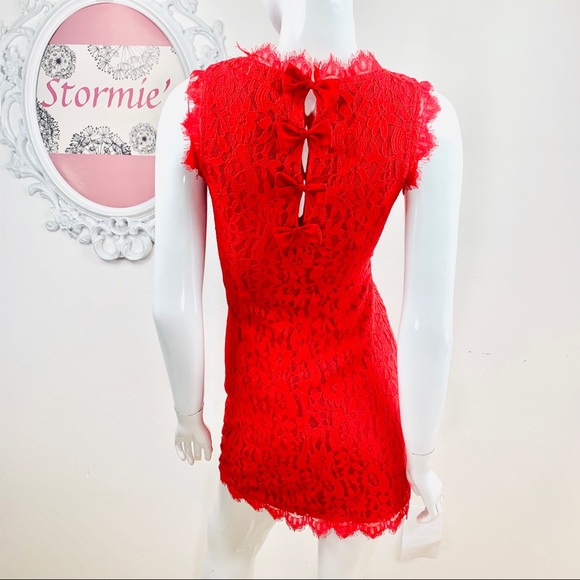 Joompy/ Red Fitted Lace Scalloped Frayed Bow Dress - Picture 2 of 8